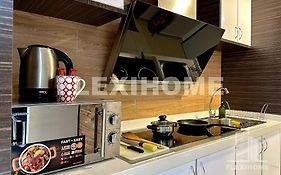 Netflix-Pinnacle Pj, Fantastic City View, 1-6 Guests Designed Duplex Home By Flexihome-My